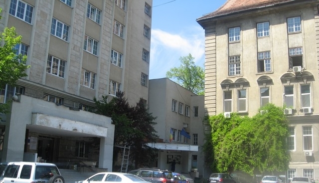 BRAȘOV. O femeie a murit după ce a născut gemene 1 maternitateavara.jpg