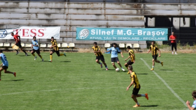 FC BRAȘOV. Nu au reușit să-l impresioneze pe Bodea 4 meci scoala FC Brasov iul 01_189007.JPG