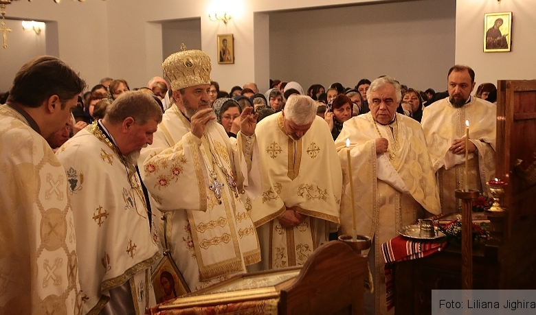 BRAŞOV. Alt preot vrednic şi iubit a plecat la Ceruri prea devreme 1 mitropolitsfintirebiserica_2.jpg