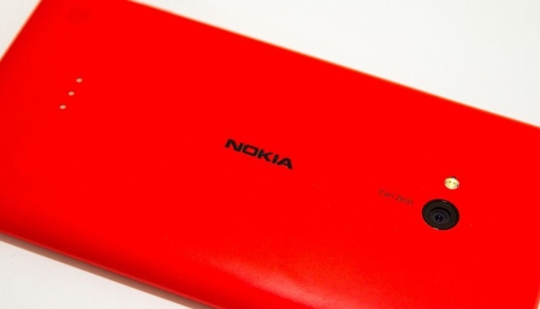 Nokia pe tarabă! Vor să facă telefoane smart! 1 nokia-lumia-back-770x472.jpg