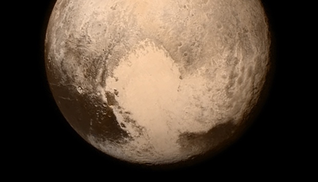 NASA. Noi imagini imedite de pe Pluto 1 pluto.jpg