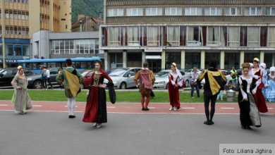 romanadansinfataprimariei2.jpg
