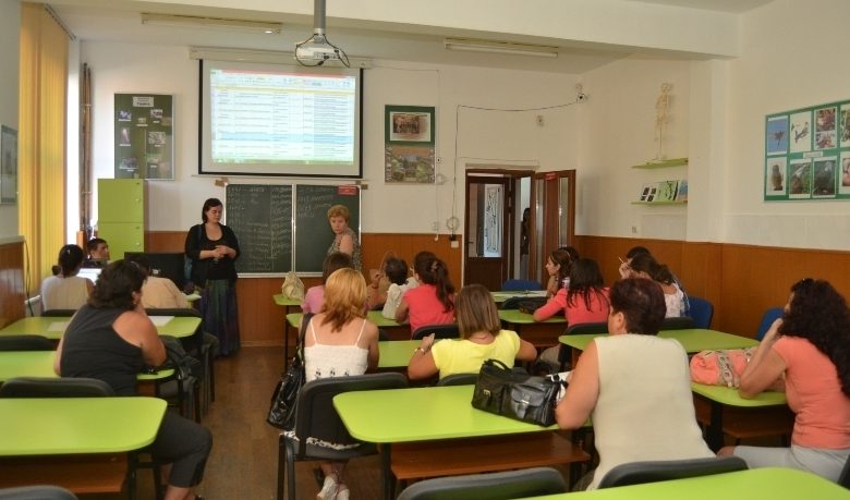 BRAŞOV. Circa 230 de profesori titularizabili pe 153 de catedre, doar 83 ocupate 1 titularizarerepartizareposturi.jpg