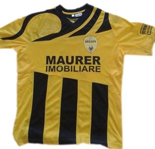 FC BRAȘOV. Așa arată noul echipament al „stegarilor” 1 1_192600.jpg