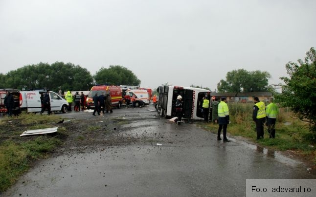 Update. Trei pasageri AU MURIT în accidentul de autocar de pe DN 2B! Ce au stabilit procurorii 1 accident autocar turcesc_191878.jpg