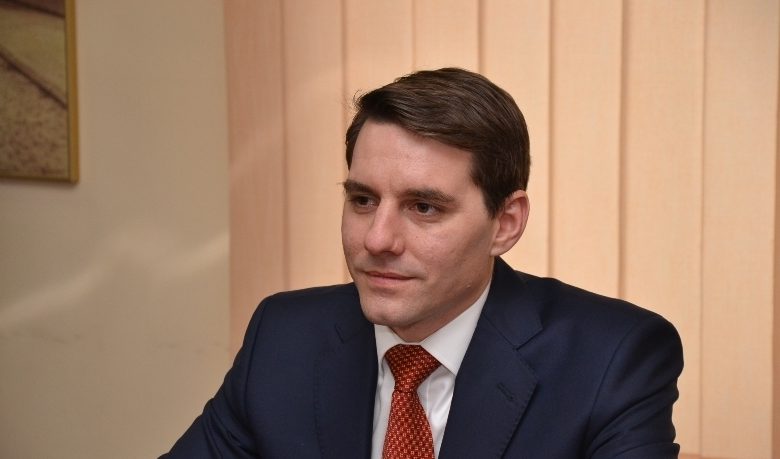 UPDATE. Reacţia oficială a fostului principe Nicolae 1 asrprintulnicolaeprefecturamar16.jpg