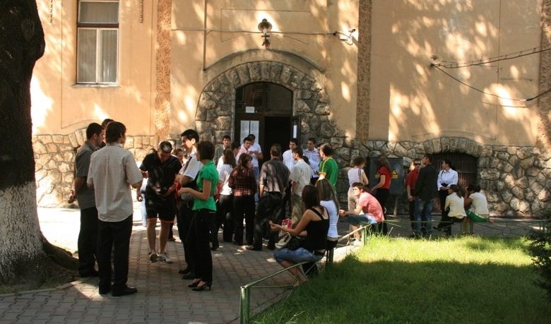 BRAȘOV. Peste 1.000 de candidați pentru probele scrise ale Bacalaureatului 1 bacalaureat002_2.jpg