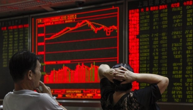 Cutremur! Acțiunile au fost oprite de la tranzacționare 1 bursa3.jpg