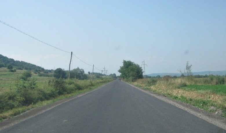 BRAȘOV. Se taie panglica la fostul „Drum al rușinii” 1 drumulrusiniiasfaltat1.jpg