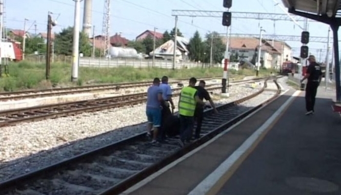 DECAPITATĂ de tren. Femeia fugise de la Psihiatrie 1 femeiedecapitata.jpg