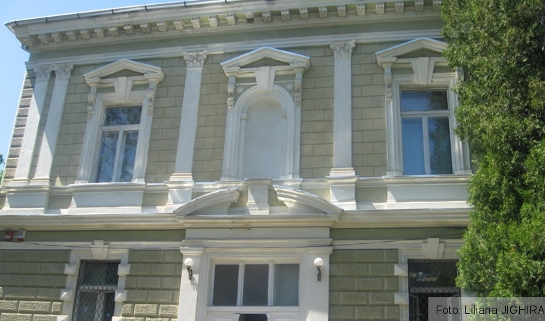 BRAŞOV. Consulul Republicii Peru conferenţiază la bibliotecă 1 img-0056.jpg