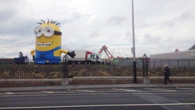 inflatable-minion-despicable-me-loose-traffic-ireland-2.jpg