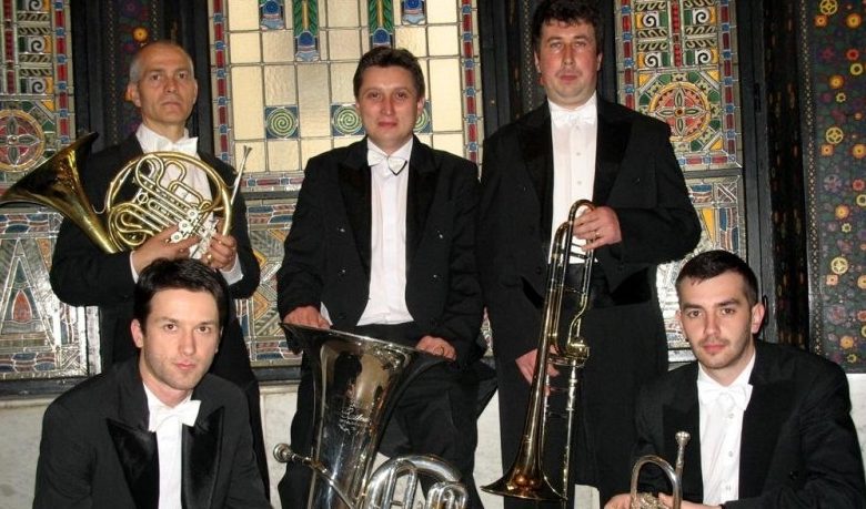 BRAŞOV. Muzică de calitate şi prietenie de durată 1 neumarktbrassquintett.jpg