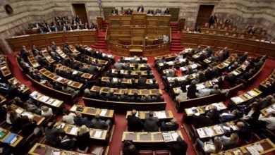 parlamentulgrec1_2.jpg