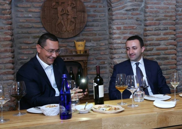 Poze cu Ponta, într-o cramă din Tbilisi 1 ponta crama2_191291.jpg