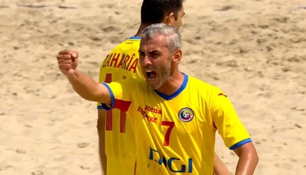 FOTBAL PE PLAJĂ. România începe să conteze... 1 romania_7.jpg