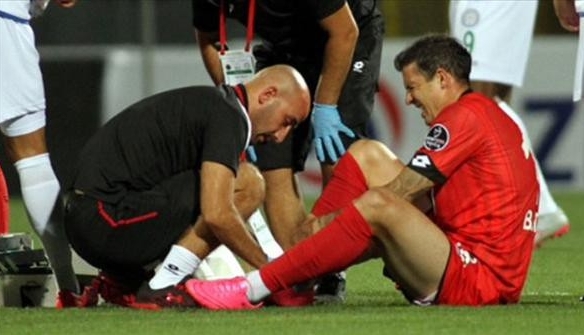 PROBLEME LA NAȚIONALĂ. Fotbaliști de bază, indisponibili!!! 1 stancu.jpg