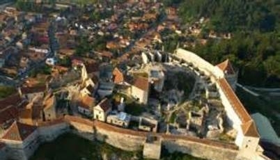 BRAȘOV. Peste 231.00 de turiști au vizitat în 2015 Cetatea Râșnov 1 thca38t5qr.jpg