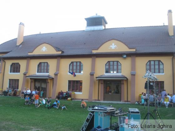 Camin Cultural Cristian exterior_194184.JPG