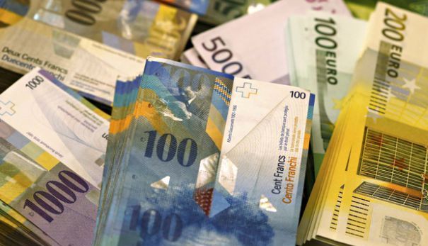 Elveţia a pus capăt în mod oficial secretului bancar 1 francielvetieni1.jpg