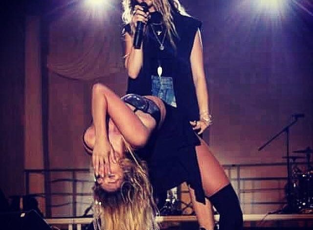 SHOW XXX. Ups! Lidiei Buble i s-a văzut... 1 lidia.jpg