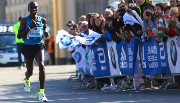 CE MOTIV! De ce a RATAT recordul mondial la maraton?!... 1 maraton_4.jpg