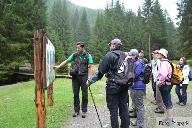 prin bucegi (8)_195054.JPG