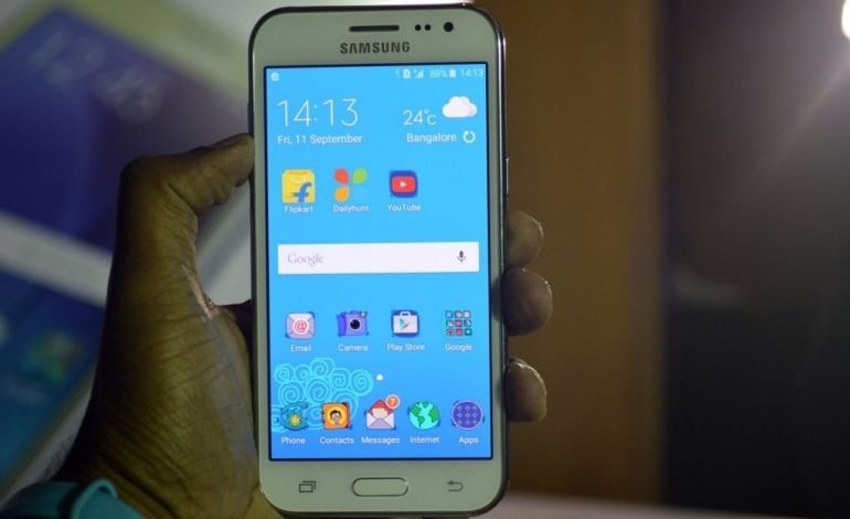 Samsung prezintă un nou low-cost: Galaxy J2 1 samsung-galaxy-j2-770x472.jpg