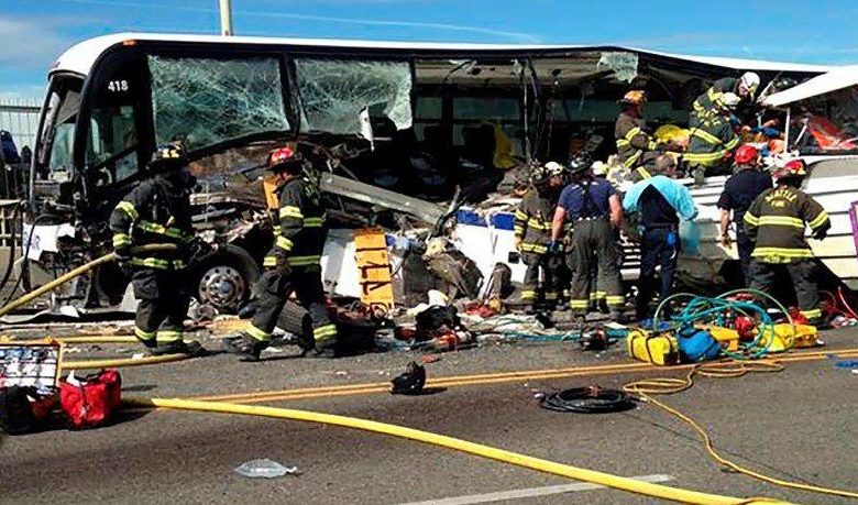 Accident cu 4 morți! 12 răniți grav! 1 seattlecrash.jpg