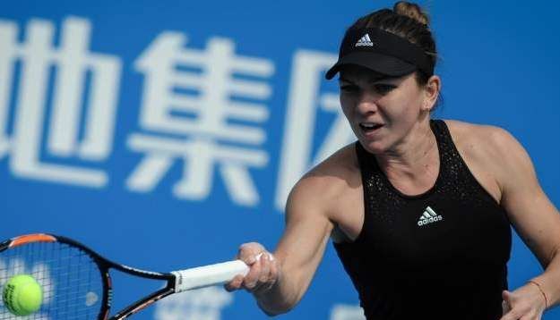 Klaus Iohannis, cadou pentru Halep! FOTO 1 simona-halep2.jpg