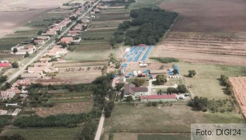 Peste 100 de corturi pentru refugiați au fost amplasate în județul Timiș. Serviciul de Telecomunicații Speciale asigură comunicațiile în tabere. MAI susține că este doar un exercițiu 1 tabrarefugiatiromnia2.png