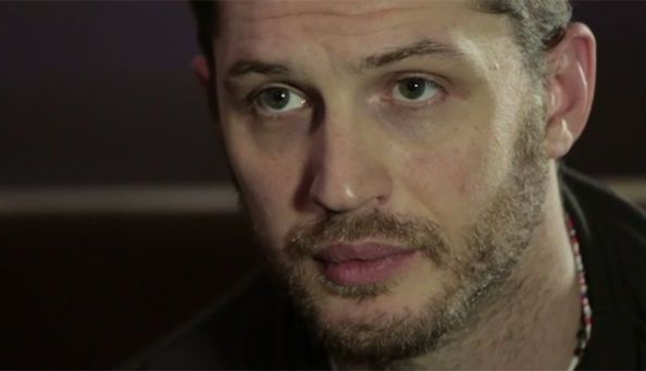 Reacție dură: „Mă întrebi de sexualitatea mea?” 1 tomhardy.jpg