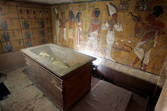 ANUNȚ. Nu va mai putea fi văzut!!! Mormântul lui Tutankhamon se închide pentru... 1 topelement.jpg