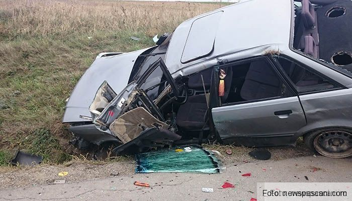 Accident în „curba morţii”! 1 accidentiasi_4.jpg
