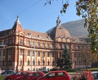 BRAŞOV. Şefii de la Cadastru acuzaţi de corupţie vor da explicaţii şi în faţa judecătorilor de la Curtea de Apel 1 curteaapelbraov.jpg