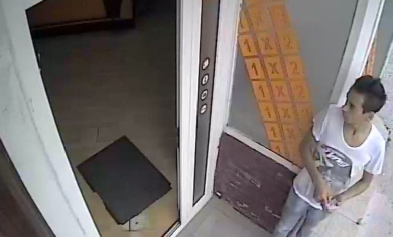 Poliţiştii au nevoie de ajutor pentru prinderea unor hoţi 1 hot.jpg