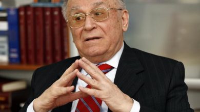 iliescu.jpg