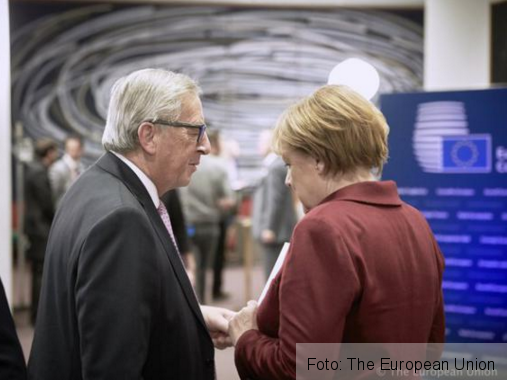 Decizii la Bruxelles în criza refugiaților. Slovenia copleșită de numărul mare de imigranți 1 jeanclaudejunckeriangelamerkel.png