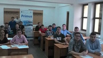 primuspoza1.jpg