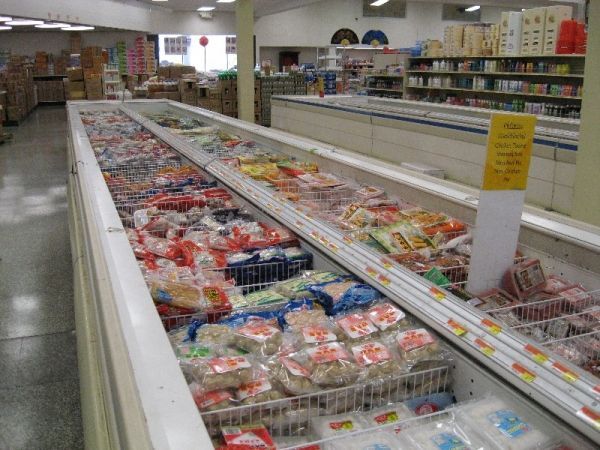 BRAȘOV. PRODUSE STRICATE, găsite în congelatoarele magazinelor 1 produsecongelate.jpg