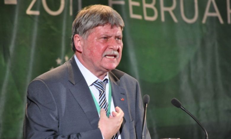Top 300. Verstoy Attila, avere în scădere 1 udmr-verestoy-attila.jpg