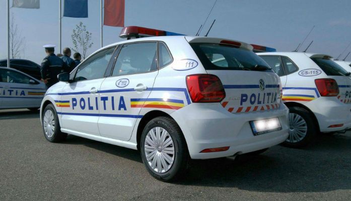 BRAŞOV. 10 VW Polo noi au ajuns în dotarea Poliţiei Rutiere 1 vw-polo-politie.jpg