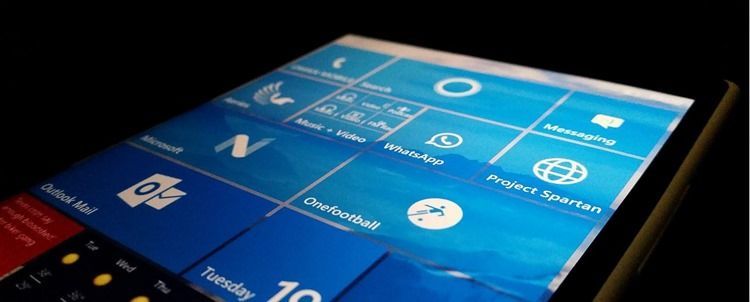 Windows 10 Mobile vine în decembrie 1 windows-10-mobile.jpg
