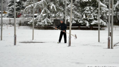 BRAȘOV. Darren Cahill, antrenorul Simonei Halep, a făcut cunoștință cu zăpada din Poiană - Galerie FOTO 4 DSC_9296_199132.JPG