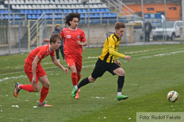 Fotbal FC Brasov Resita nov 2_199272.JPG