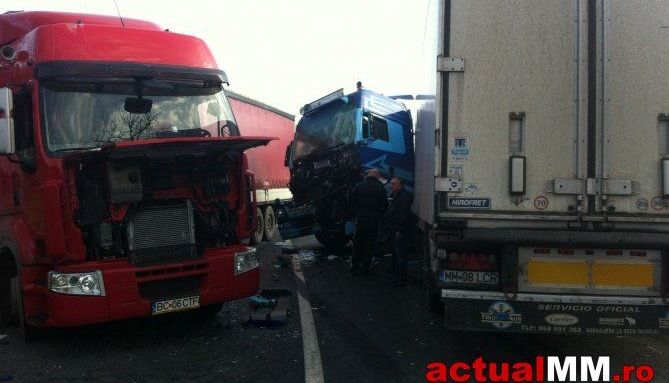 Coliziune între două TIR-uri pe DN 1C 1 accidenttirurir_2.jpg