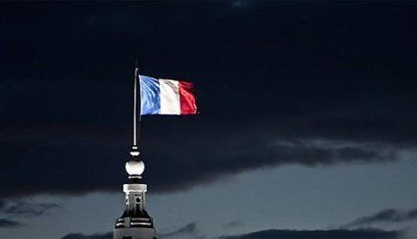 Dacian Cioloş, după atentatele de la Paris: „Franţa are nevoie de susţinere” 1 ambasadafrantei.jpg