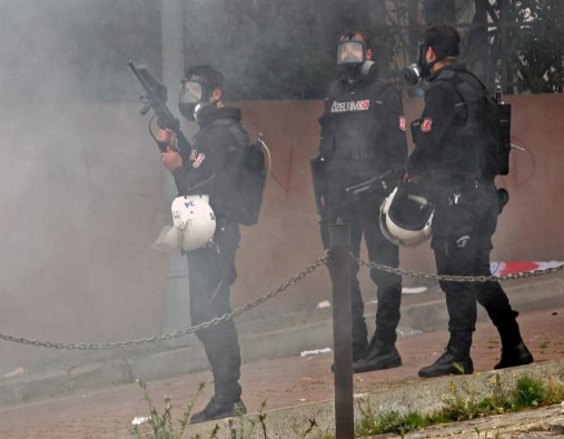 TEROARE în Turcia. Un kamikaze s-a aruncat în aer în timpul unui raid al poliției 1 gaziantep.png