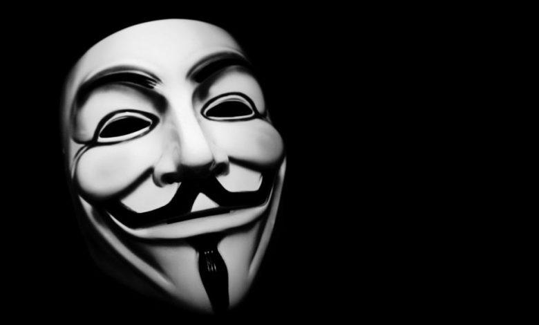 20.000 de conturi Twitter ale Statului Islamic, atacate de Anonymous 1 guyfawkes.jpg