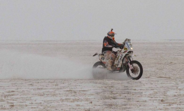 RALIUL DAKAR 2016. Un ROMÂN la start!!! 1 gyenes.jpg